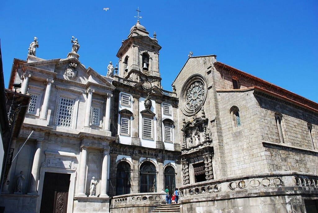 Eglise de São Francisco Concierge.2C CC BY-SA 3.0.jpg