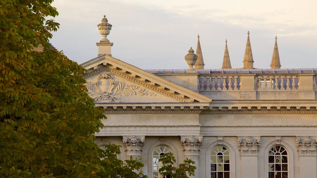 Senate House toont historische architectuur en historisch erfgoed