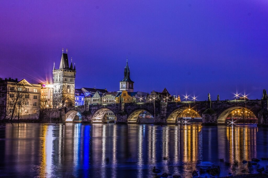 prague-1350542_1920.jpg