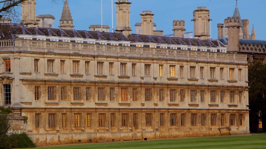 King\'s College Chapel which includes heritage architecture and heritage elements