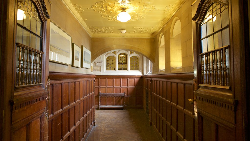 Oxford Town Hall featuring interior views and heritage elements