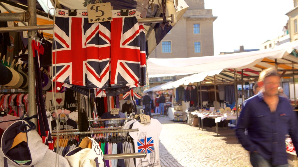 Cambridge Market Square menampilkan pasar