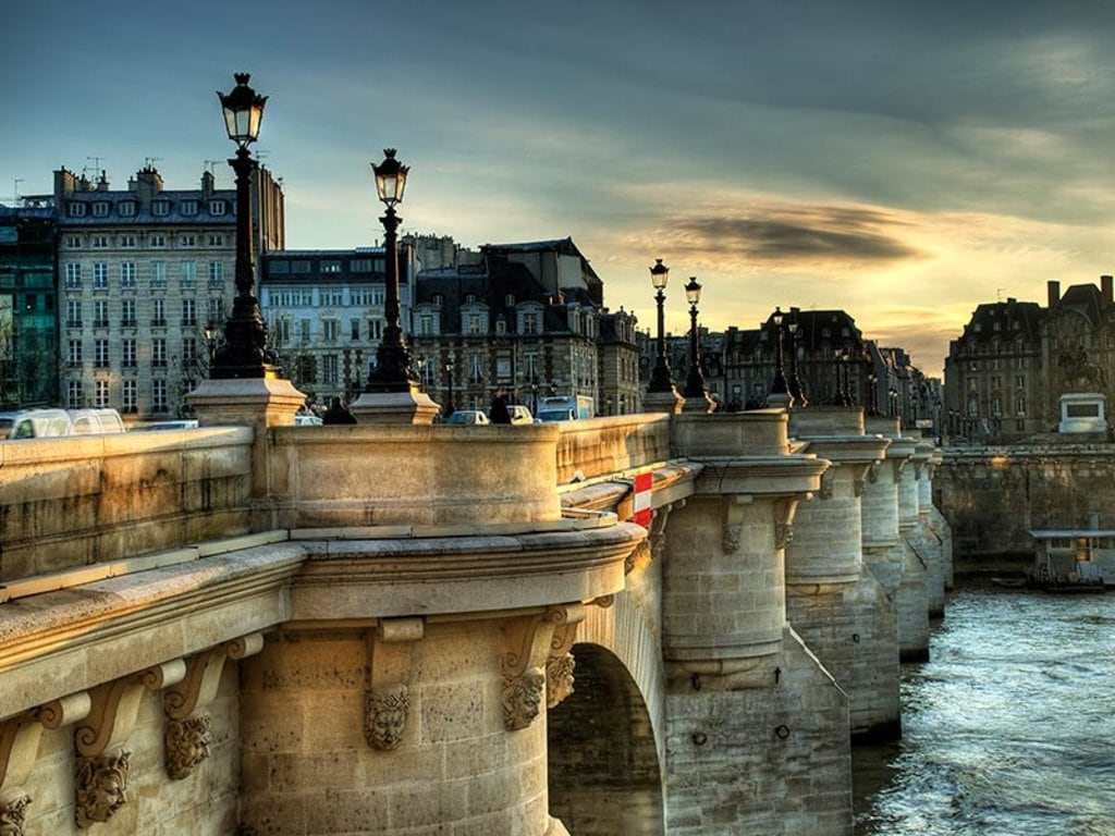 pont-neuf - needs credit.jpg