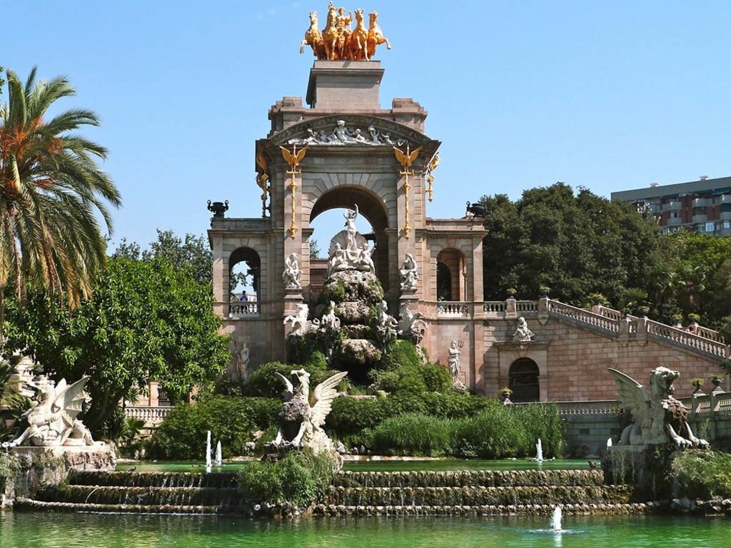 ciutadella-parc-public-domain.jpg