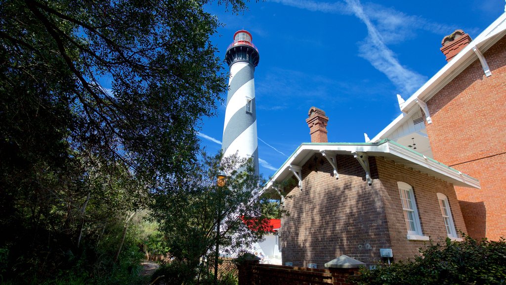 St. Augustine Lighthouse and Museum showing a lighthouse