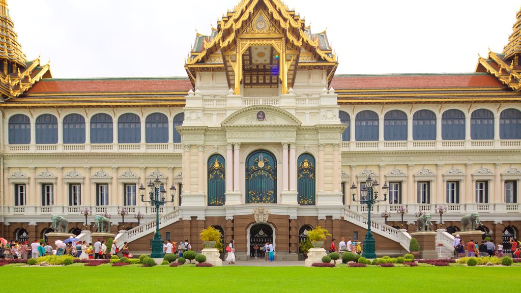 Grande Palácio Real que inclui elementos de patrimônio