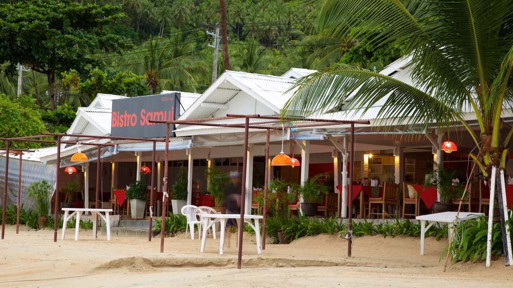 Silver Beach which includes dining out, general coastal views and outdoor eating