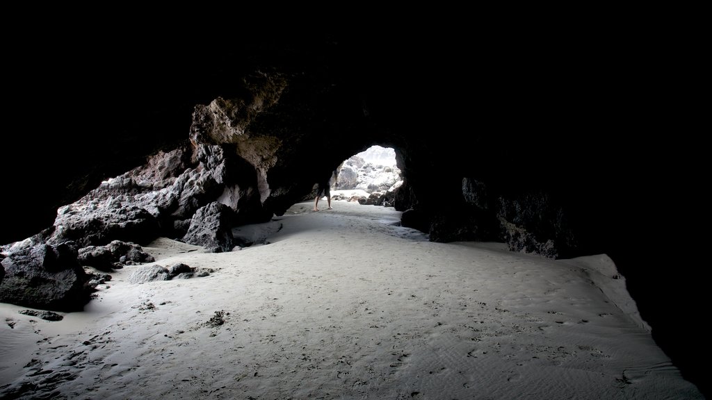 Rocher de la grotte