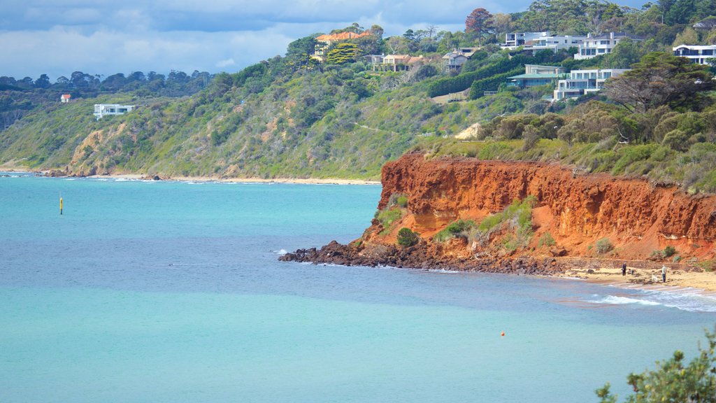 Mornington which includes general coastal views