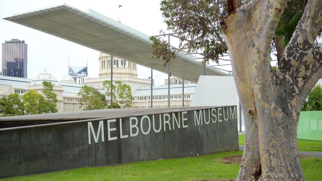 Carlton Gardens featuring signage