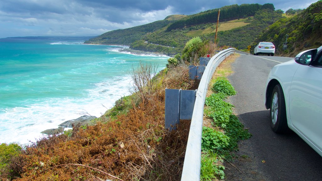 Great Ocean Road caracterizando paisagens litorâneas e passeio em veículo