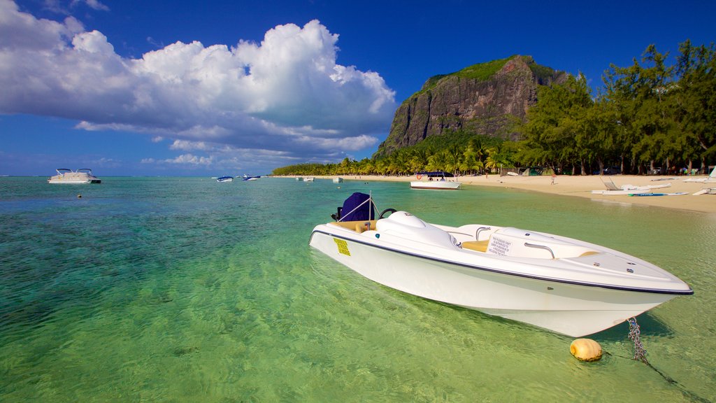 Le Morne which includes a bay or harbor and boating