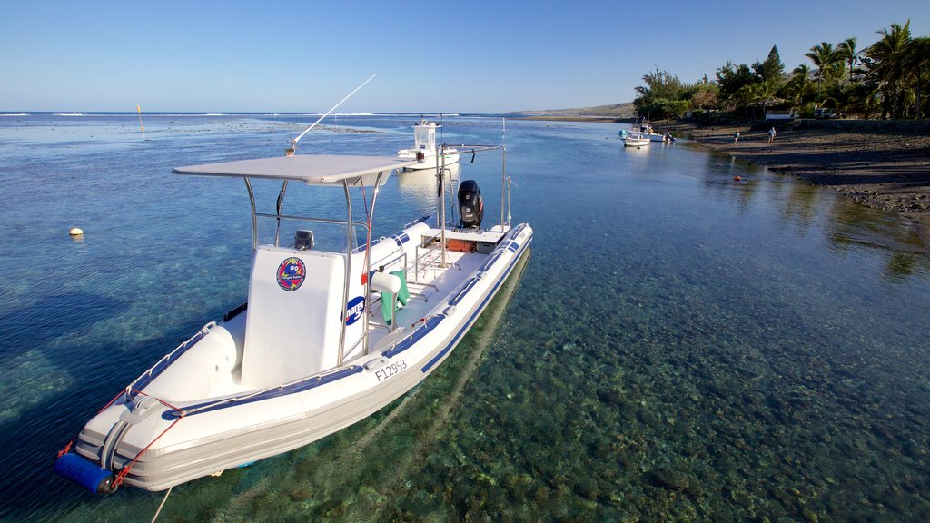 L\'Etang Salé les Bains que inclui paisagens litorâneas