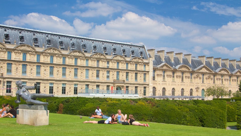 Jardines de las Tullerías que incluye arquitectura patrimonial, elementos patrimoniales y jardín