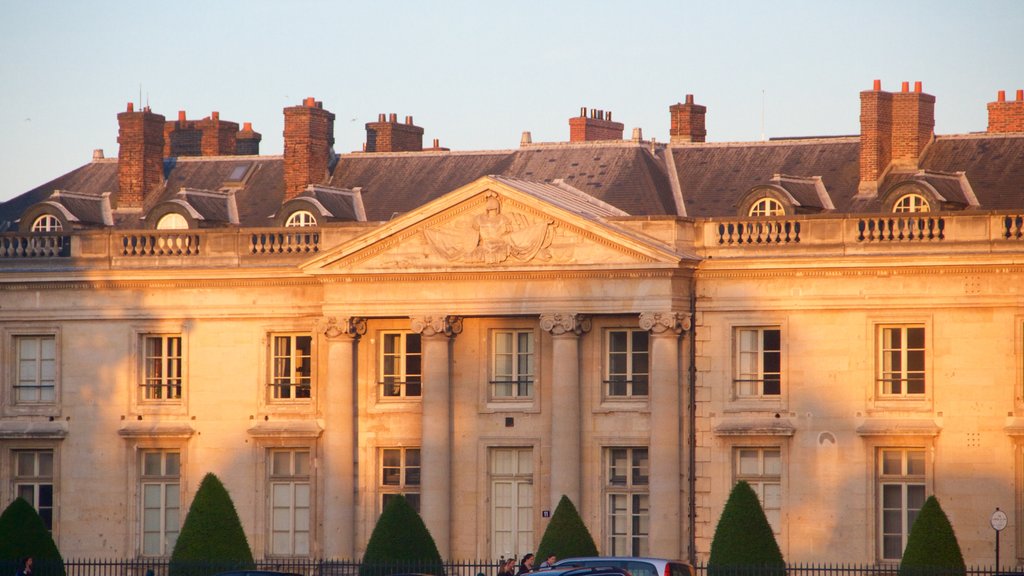 Paris featuring heritage architecture and heritage elements