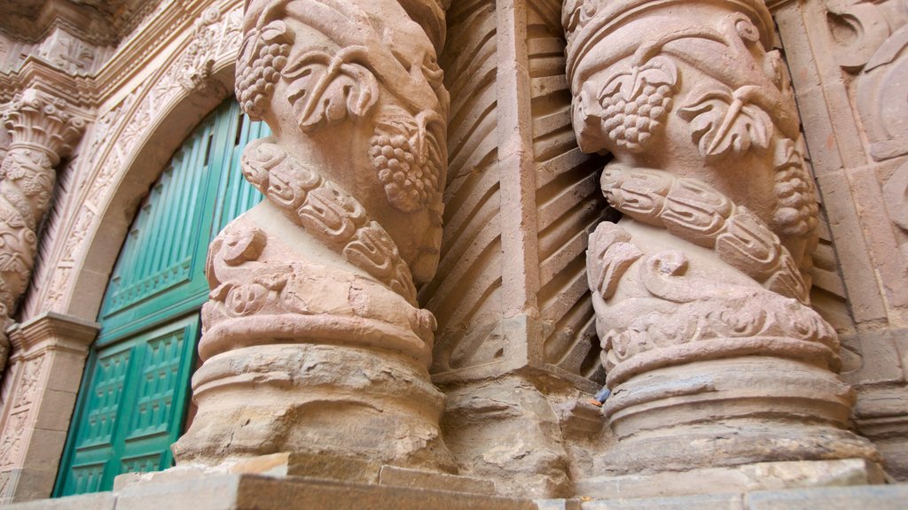 Compañía de Jesús mostrando patrimonio de arquitectura y elementos del patrimonio