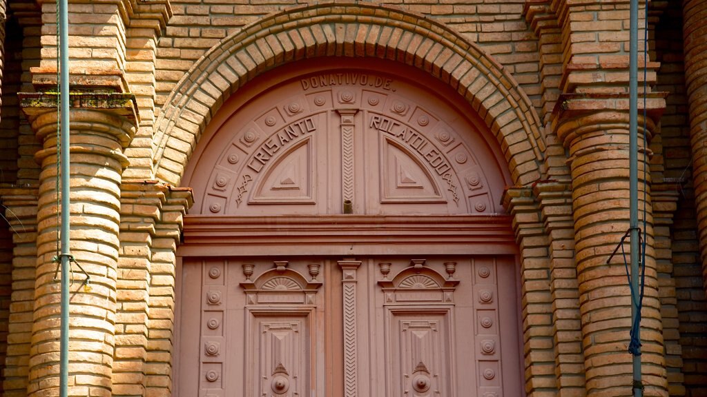 San Lorenzo Cathedral which includes a church or cathedral, heritage architecture and heritage elements