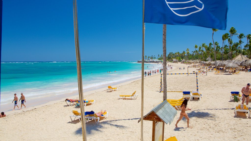 Arena Gorda Beach featuring a sandy beach