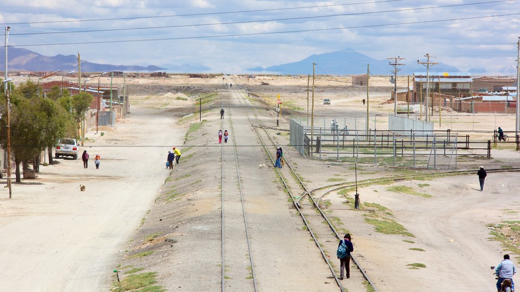 Uyuni featuring tranquil scenes and a small town or village