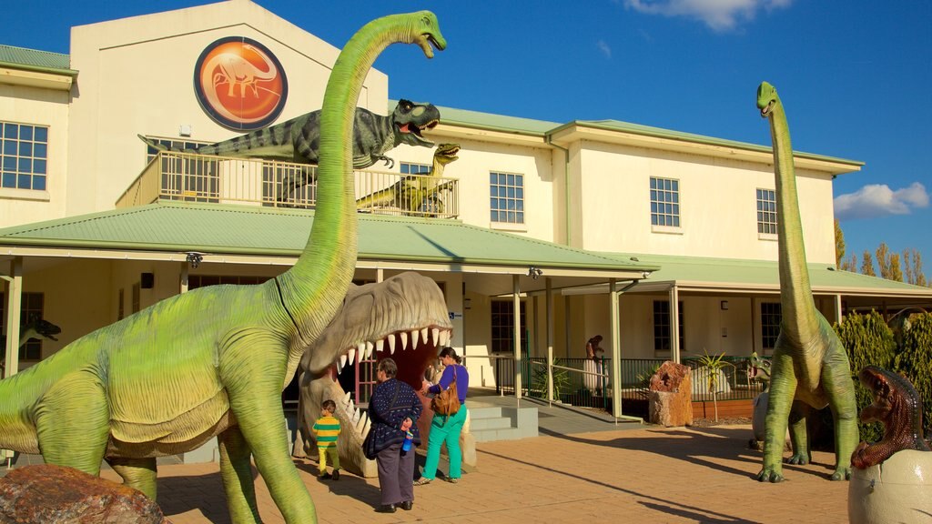 National Dinosaur Museum as well as a small group of people