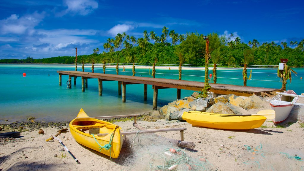 Muri Beach featuring tropical scenes and general coastal views