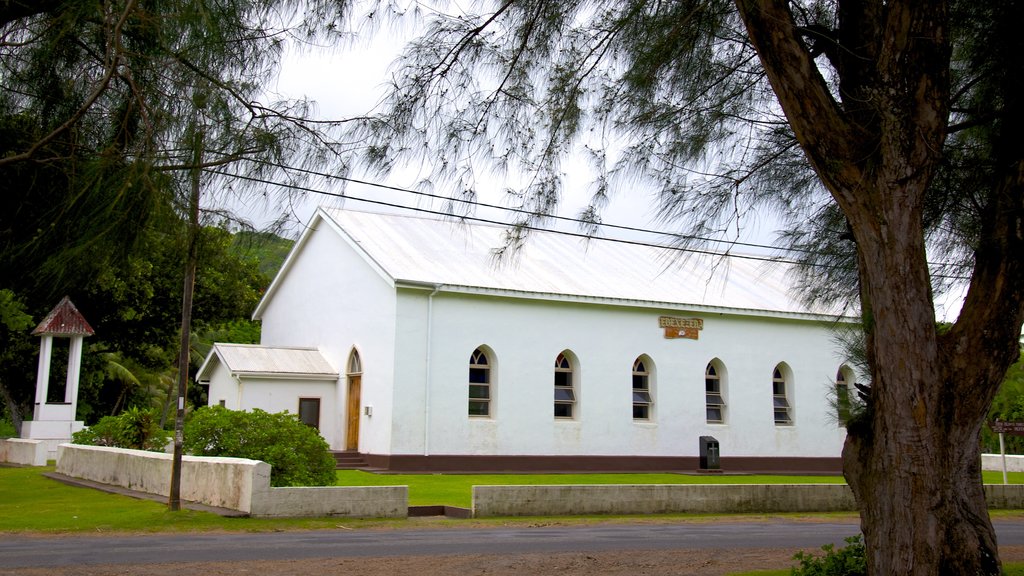 Ngatangiia qui includes une église ou une cathédrale