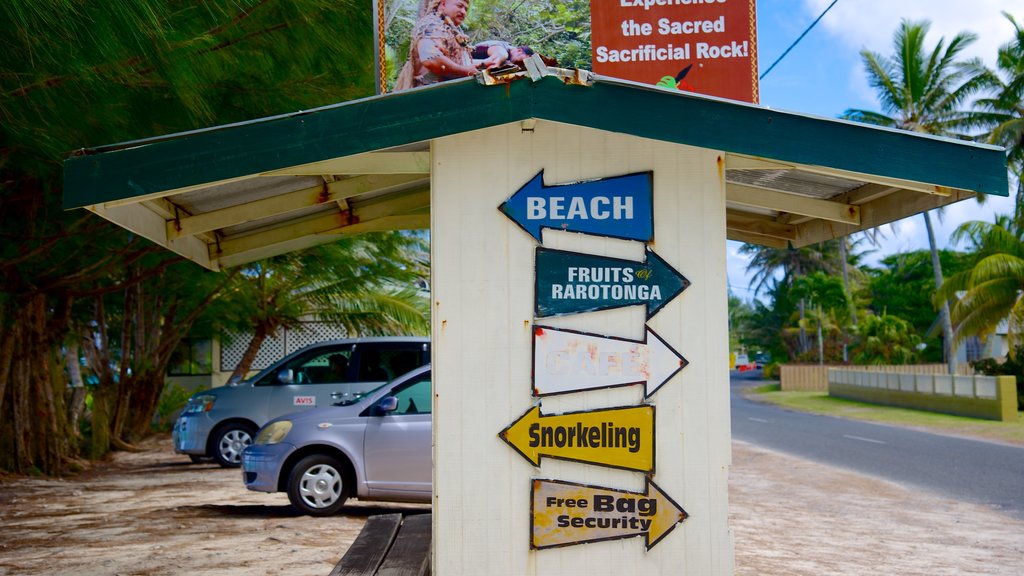 Tikioki Marine Sanctuary showing signage