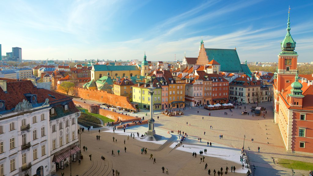 Castle Square showing a city and a square or plaza