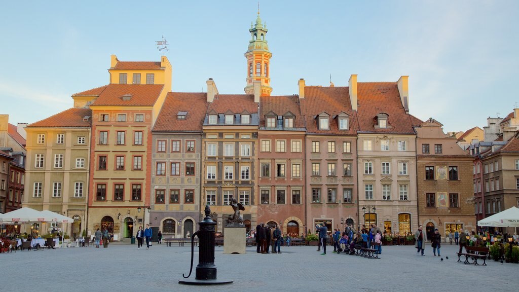 Old Town Market Place showing heritage elements and a square or plaza