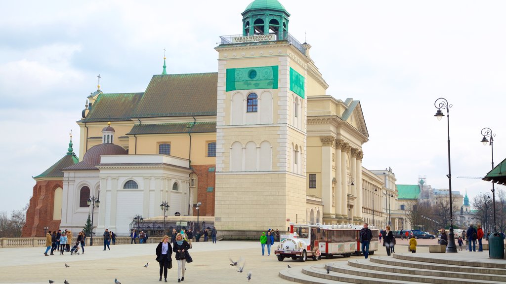 Castle Square showing a square or plaza and heritage elements