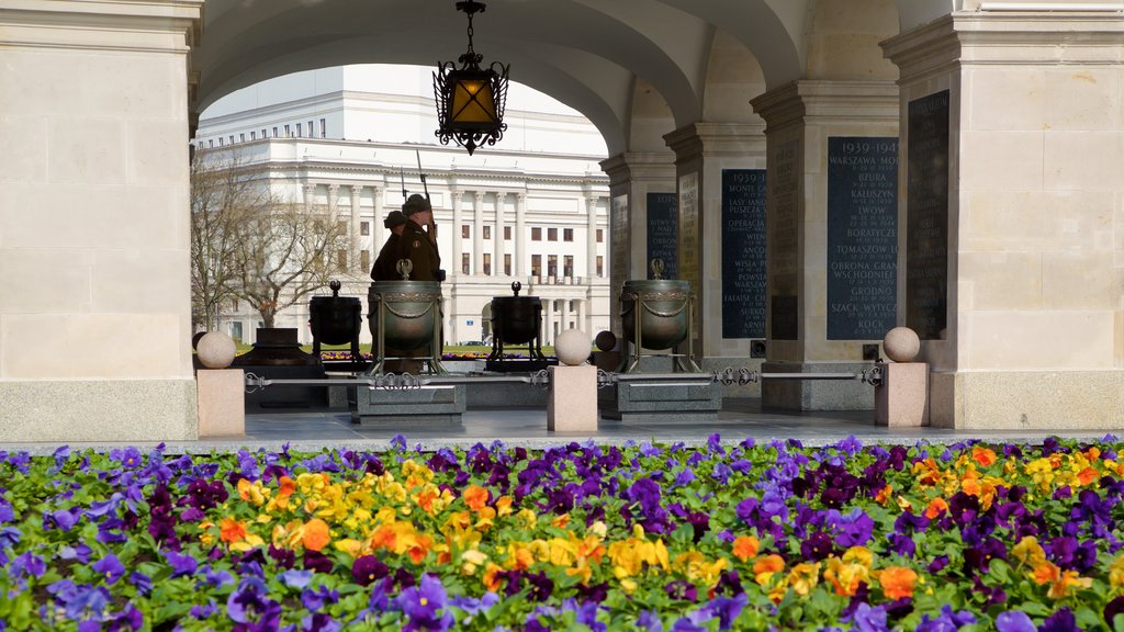 Den okände soldatens grav presenterar blommor