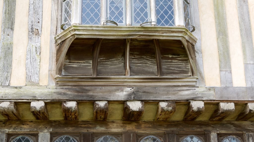 Great Dixter House and Gardens showing heritage elements