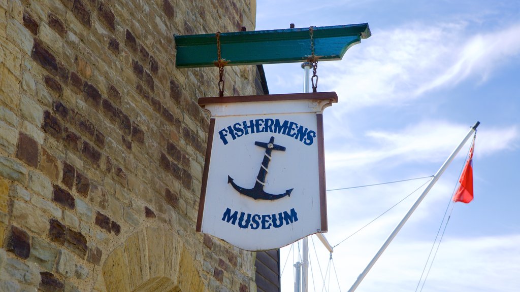 Musée des pêcheurs mettant en vedette signalisation