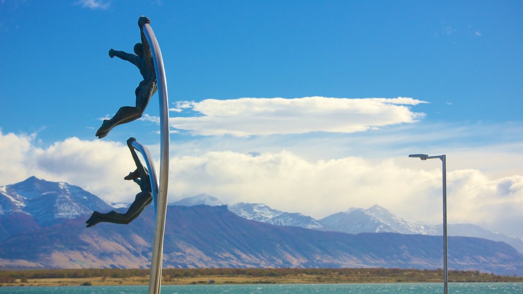 Puerto Natales showing landscape views and outdoor art