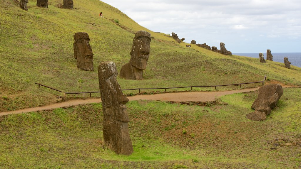 Rano Raraku featuring a statue or sculpture, tranquil scenes and heritage elements