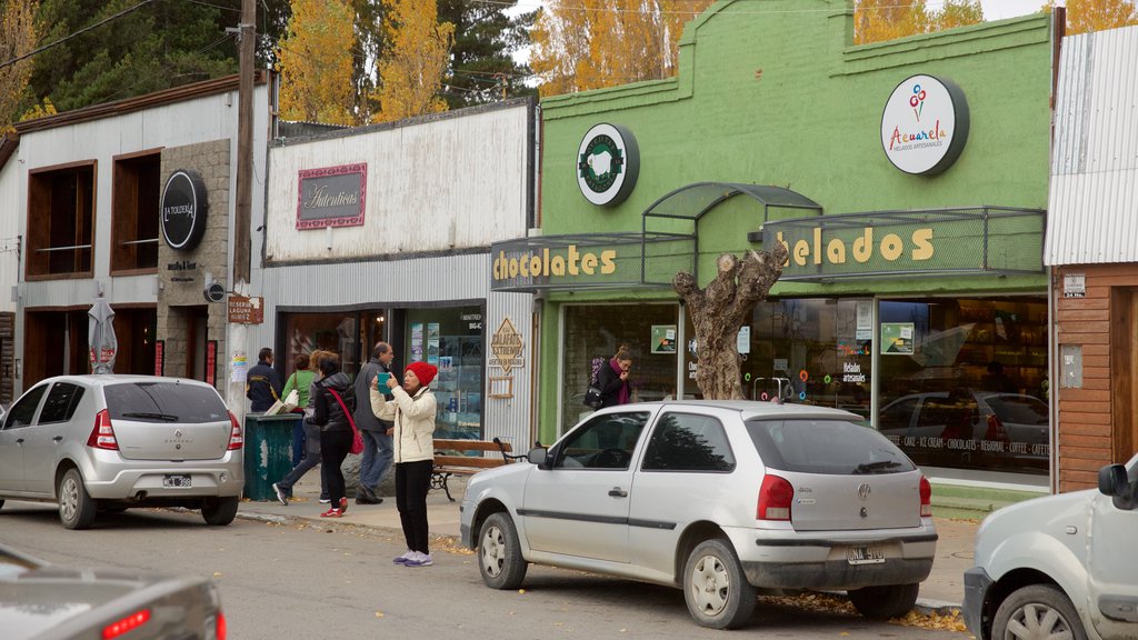 El Calafate mostrando una pequeña ciudad o aldea