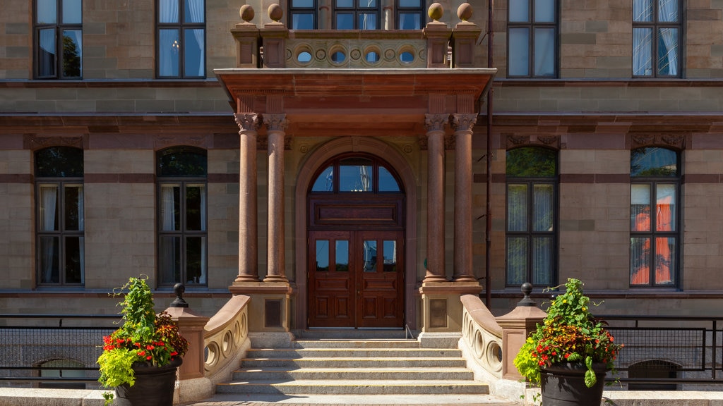 Halifax showing heritage elements and heritage architecture