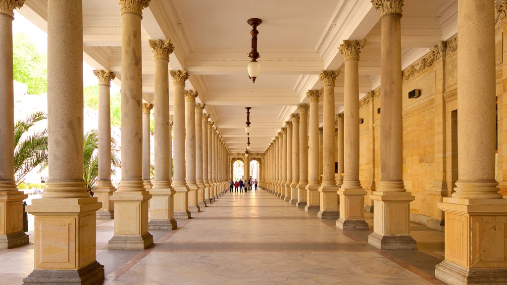 Mill Colonnade featuring heritage elements and heritage architecture