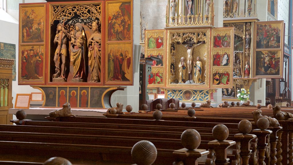 Igreja de St. Aegidius caracterizando aspectos religiosos, uma igreja ou catedral e vistas internas