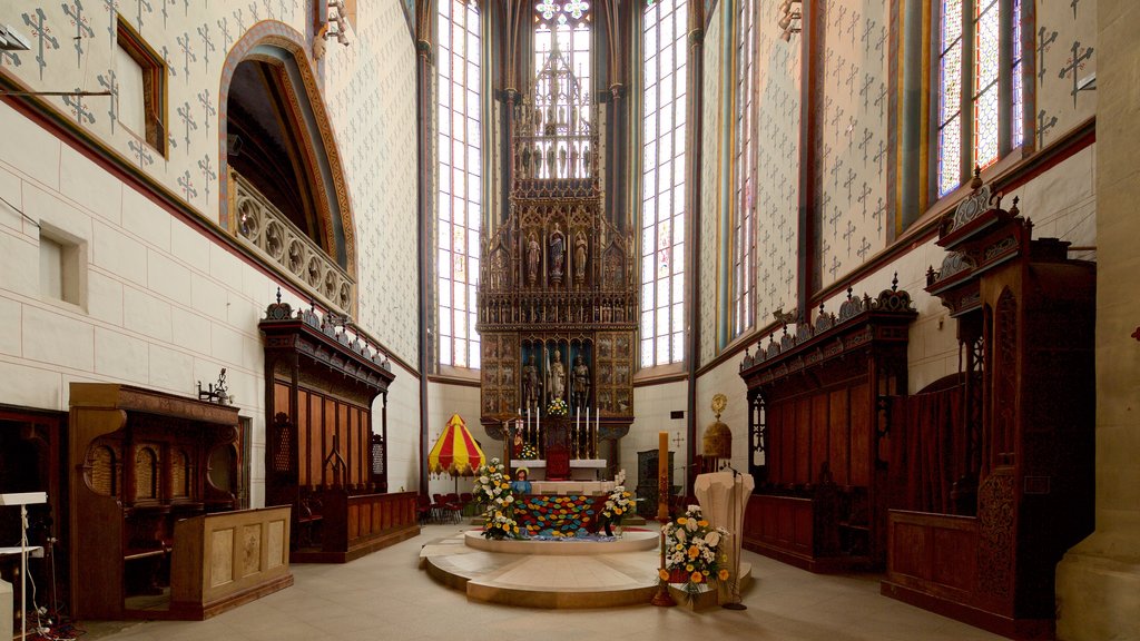 Church of St. Aegidius showing interior views, religious elements and a church or cathedral