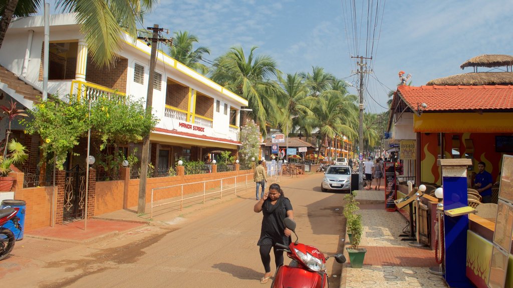 Playa de Candolim - Fort Aguada ofreciendo escenas tropicales y imágenes de calles