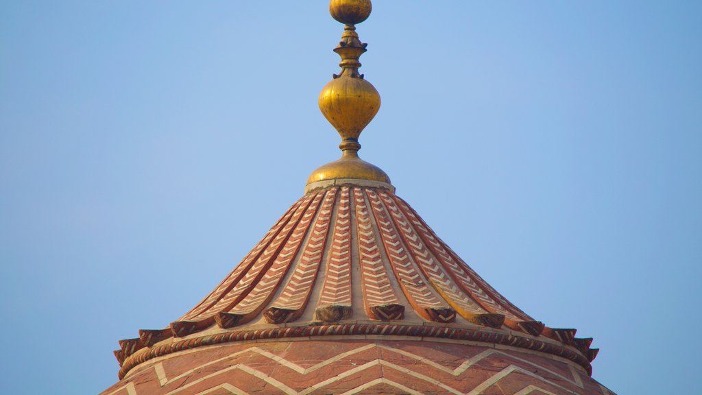 Jami Masjid mostrando una mezquita