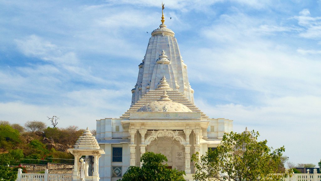 Birla Temple featuring a temple or place of worship