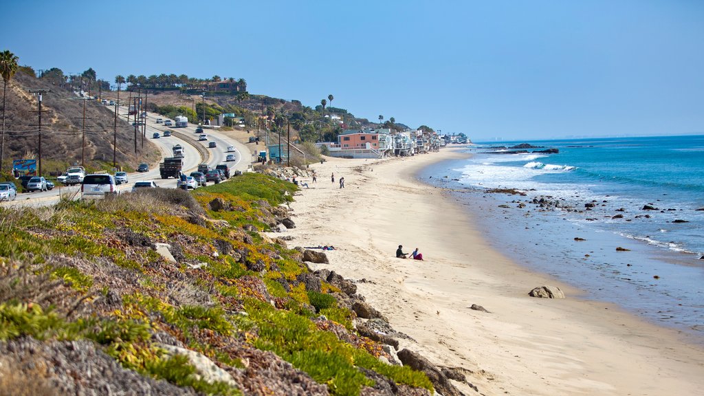 Malibu which includes a coastal town and general coastal views