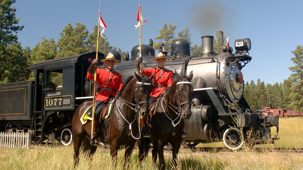 Cranbrook caracterizando itens de ferrovia, elementos de patrimônio e animais terrestres