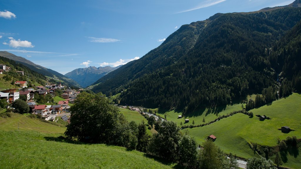 Kappl showing farmland, landscape views and mountains