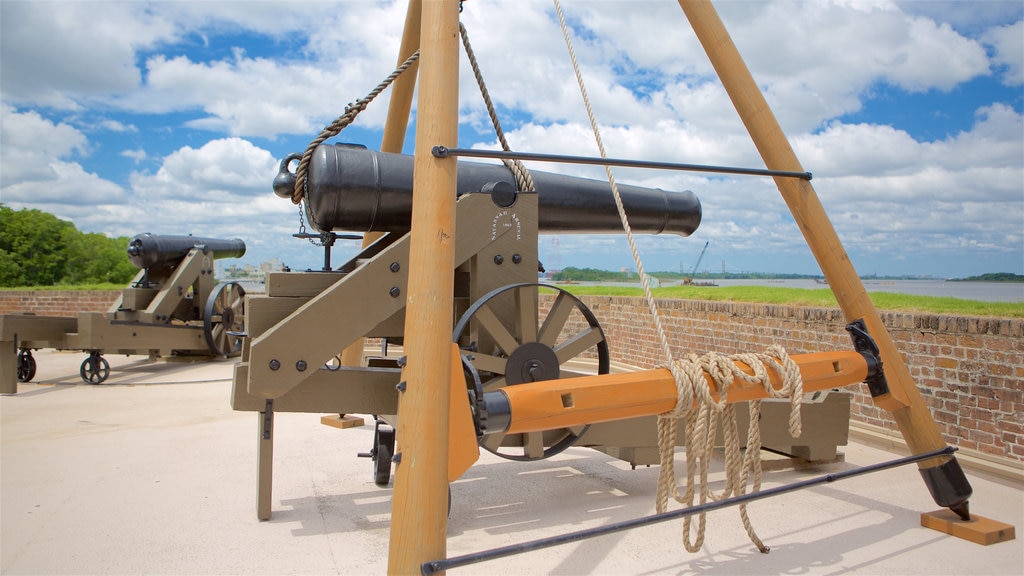 Old Fort Jackson featuring heritage elements