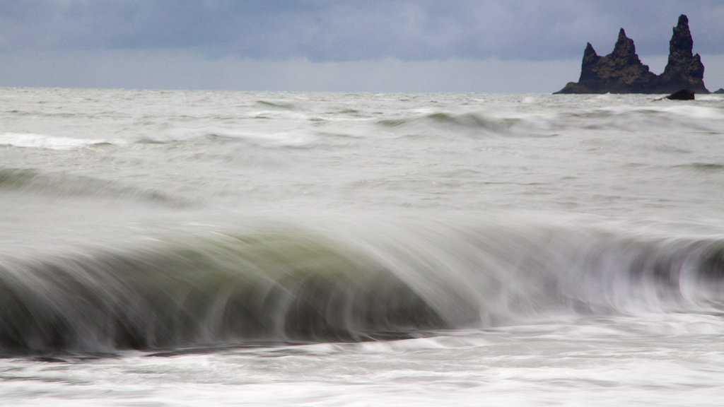 Reynisdrangar which includes waves