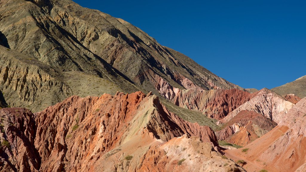 Purmamarca which includes mountains and desert views