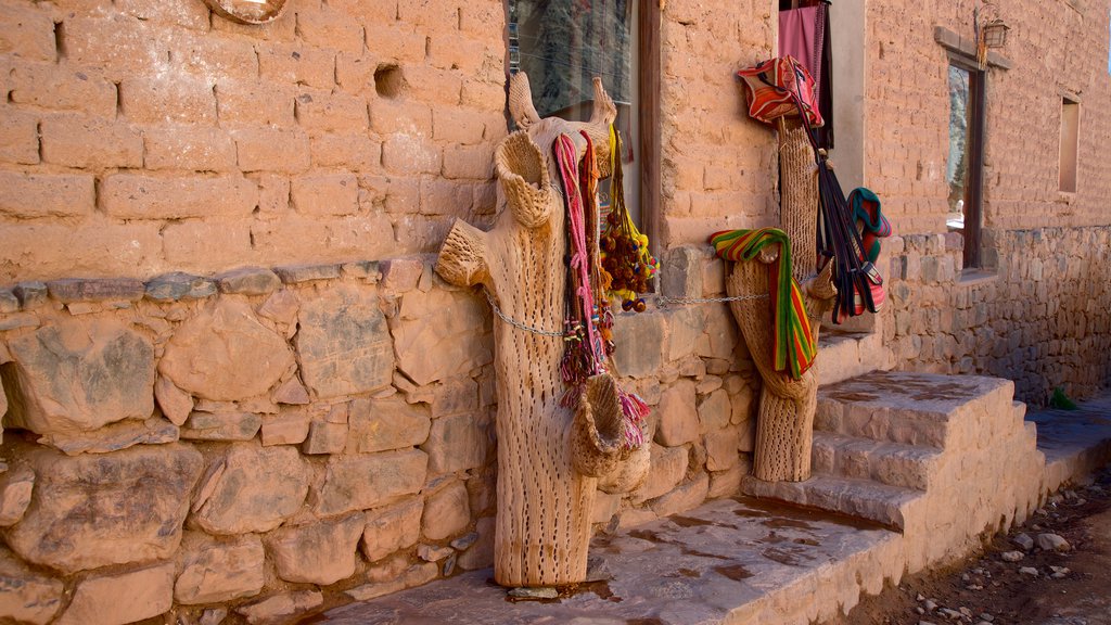 Purmamarca featuring fashion and a house